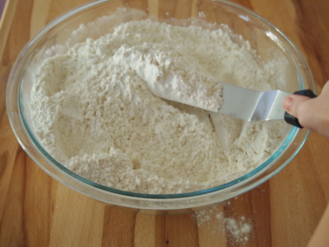 Aerate Flour