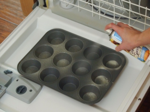 Spraying Muffin Pan in dishwasher