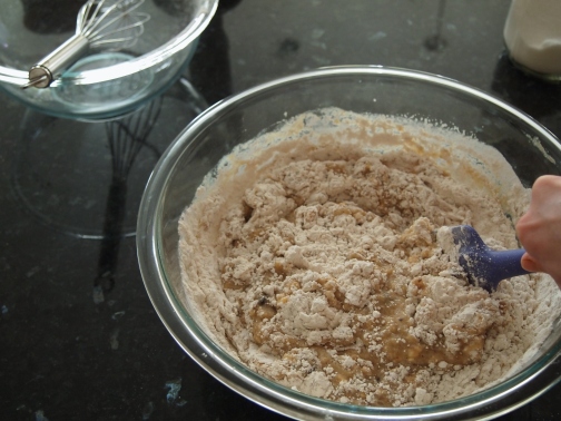 Mixing wet and dry ingredients